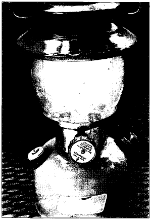 The mantle in a portable gas lantern that produces a hot, white flame was once commonly made out of thorium dioxide. It was replaced, however, with safer substitutes, due to concerns of radioactivity.